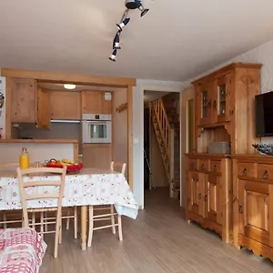  Appartement Le Grand-bornand, 3 Pièces, 6 Personnes - Fr-1-241-117